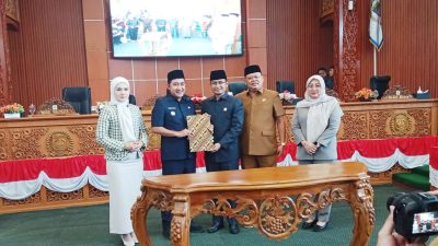 Wakil Wali Kota Depok Mengapresiasi Mengenai Sinergi DPRD Dalam Persetujuan Perubahan Perda Tentang Perangkat Daerah                    
