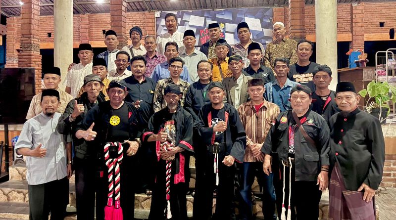 Buka Bersama PAWARGO (Paguyuban Wargo Ponorogo) Bertempat di Resto & Cafe Planet Warok Jeruksing Ponorogo