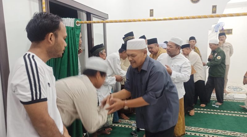 H. Saharuddin Siregar, Wakafkan Mushola untuk Masyarakat