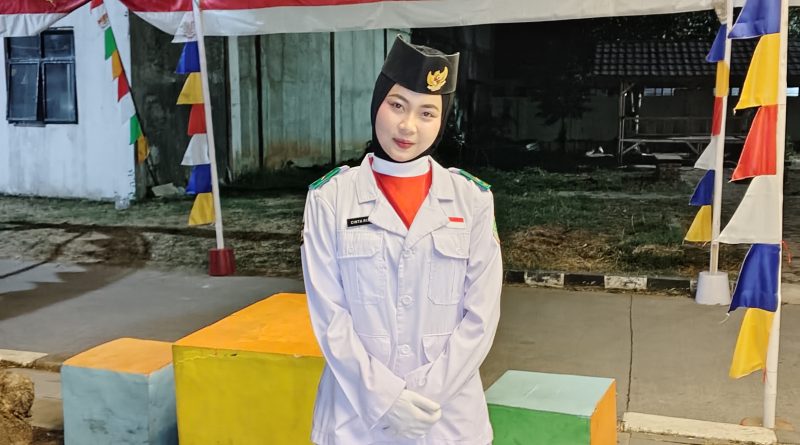 Cinta Rizqi Aprilia, Anggota Paskibra HUT RI ke 81 thn Kec. Purwasari harumkan Perum Sofie Residence