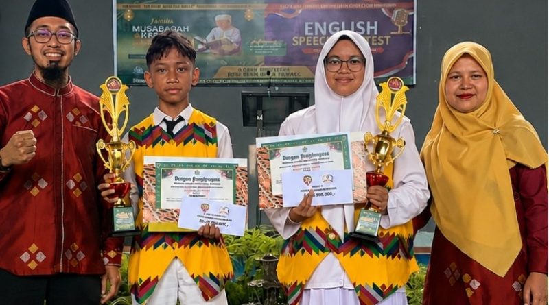 Dua Pelajar MTsN 1 Kota Bima Sabet Juara Speech Contest Kodim 1608/Bima